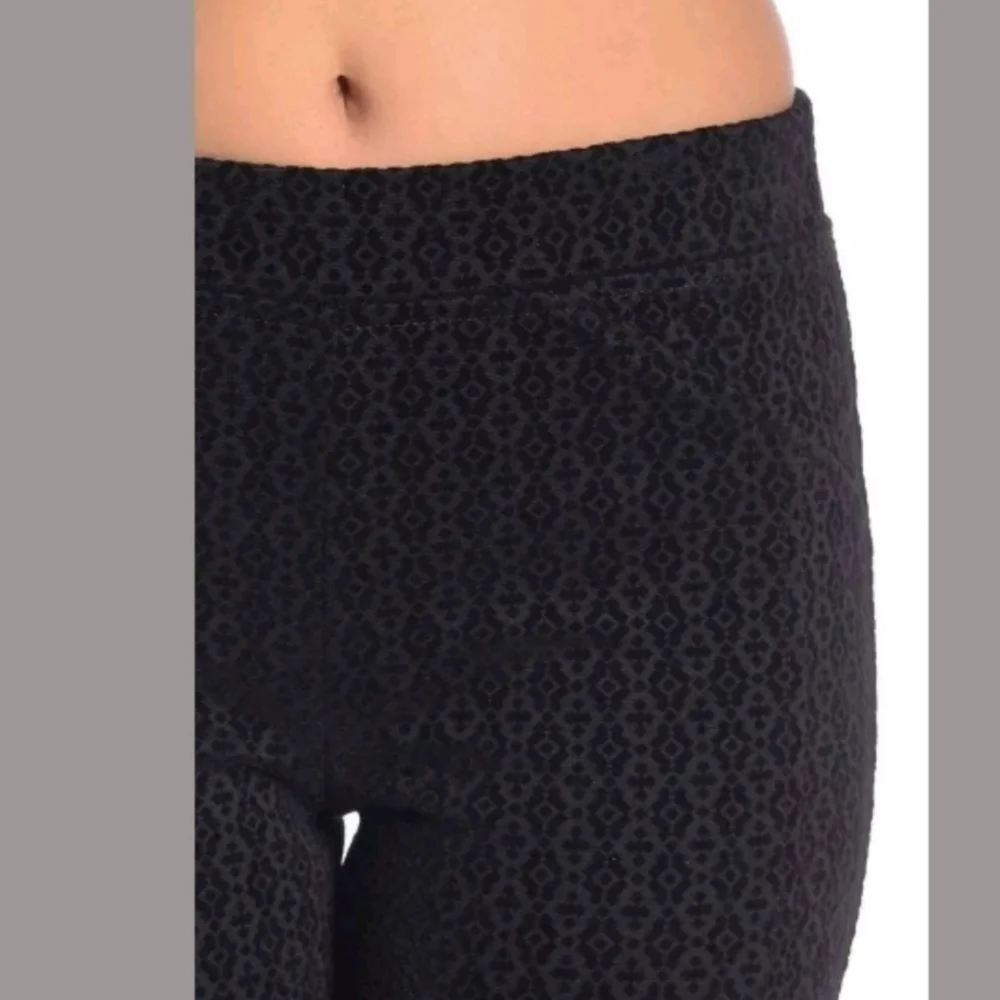 Nanette Lepore Stretch Velour Flocked Geometric Black Pull On Pants Leggings